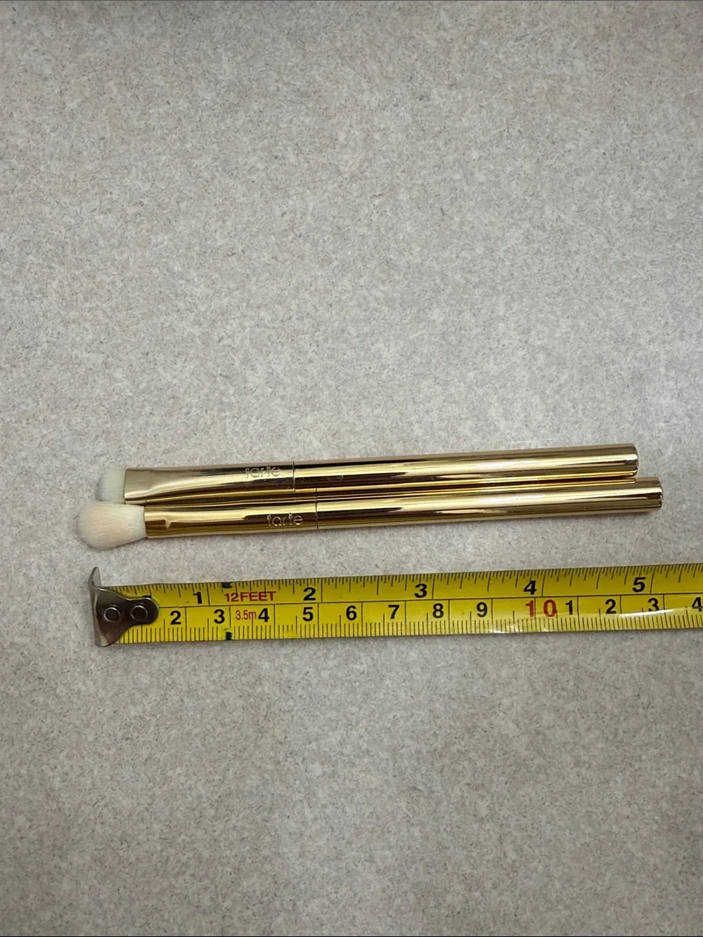 tarte Gold Eye Shadow Brush Duo with White Bristles